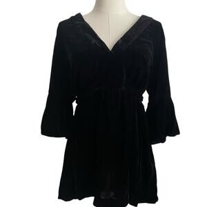 Black Velvet Top Womens L Old Navy Flare Sleeve Holiday Event Dark Fairy Grunge